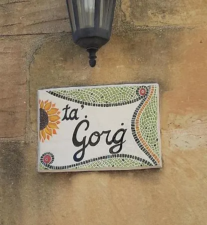 Ta Gorg * Qala