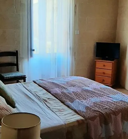 Ta Gorg Bed & Breakfast *
